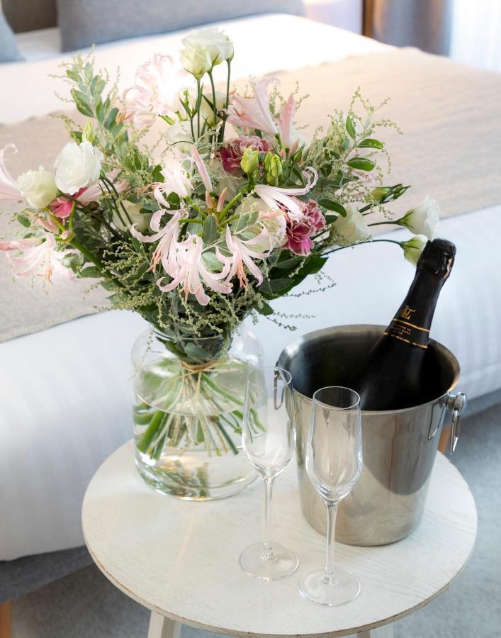 Hotel Le Lapin Blanc Paryż Zewnętrze zdjęcie