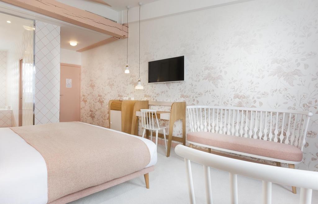 Hotel Le Lapin Blanc Paryż Zewnętrze zdjęcie