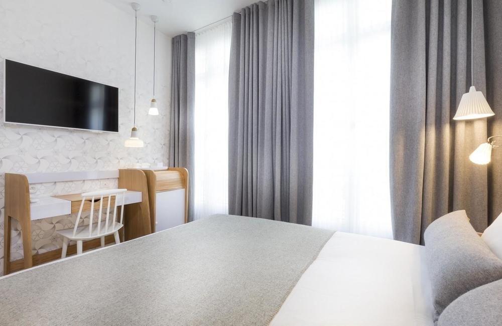 Hotel Le Lapin Blanc Paryż Zewnętrze zdjęcie