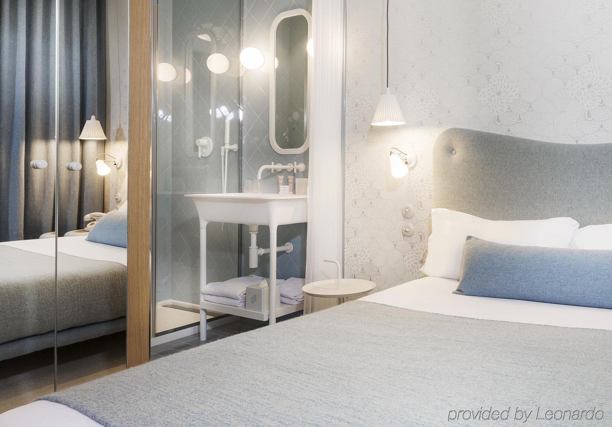 Hotel Le Lapin Blanc Paryż Zewnętrze zdjęcie