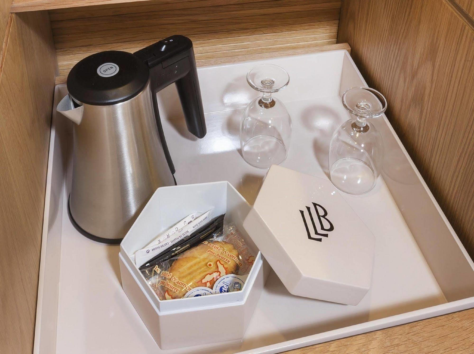Hotel Le Lapin Blanc Paryż Zewnętrze zdjęcie