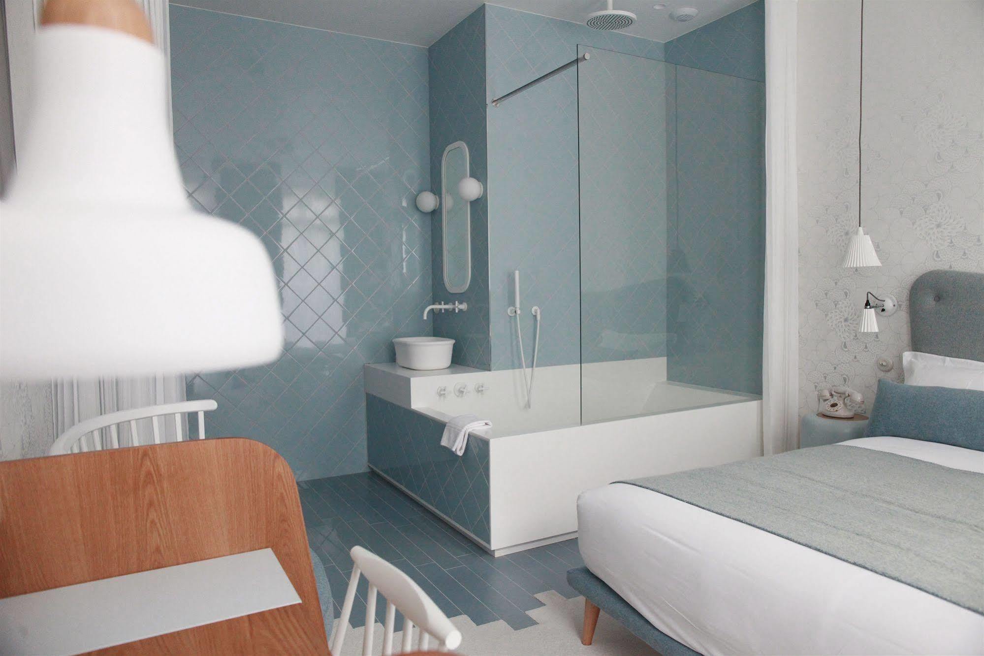 Hotel Le Lapin Blanc Paryż Zewnętrze zdjęcie